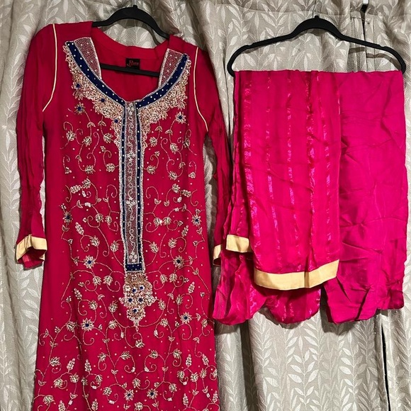India Boutique Dresses & Skirts - Raza designer Pakistani/ indian heavy party wear